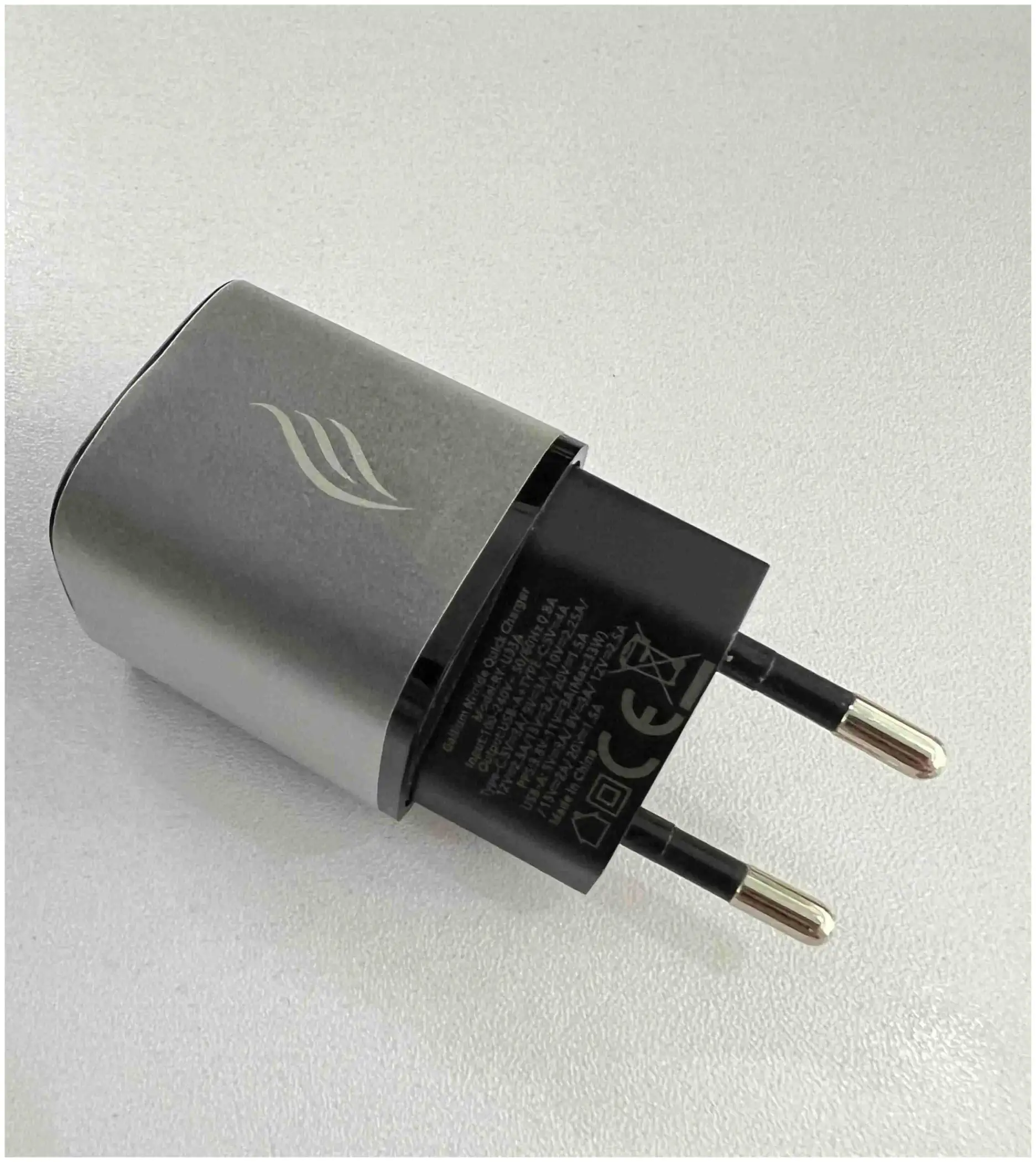 ENYA MUSIC Fast charger EQCF-01 | Obrázok 1 | eplay.sk